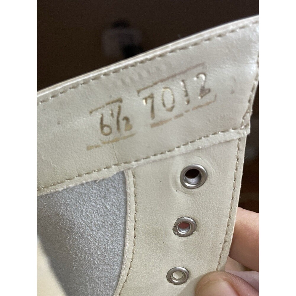 Oak Tree Farms Victorian Granny Bridal Boots Off White Leather Lace Up 6.5 NEW - Picture 10 of 12